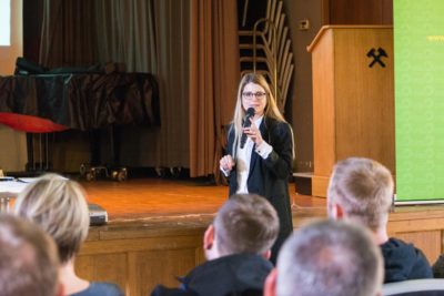 13321746_806752592758093_6810981090169181519_n